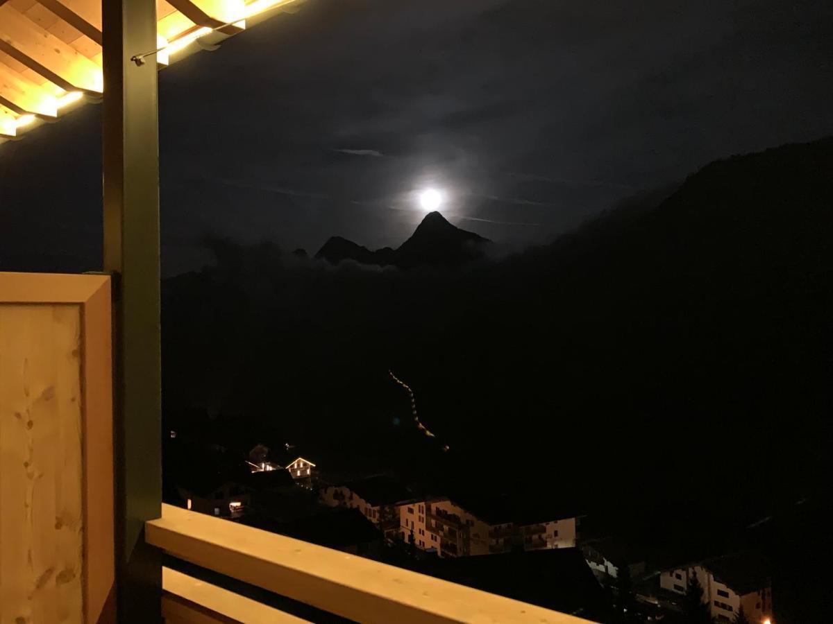 Landhaus Bergblicksuite Top11 Damuels Dış mekan fotoğraf